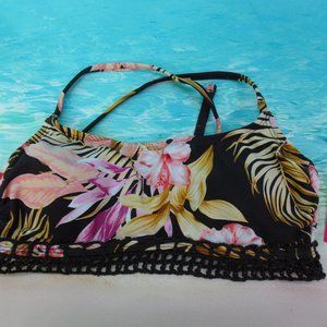 Xhilaration Bikini Top Small Floral #DD-024